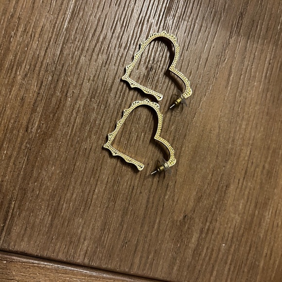 Kendra Scott Sophie Heart Hoop Earrings - Picture 3 of 4